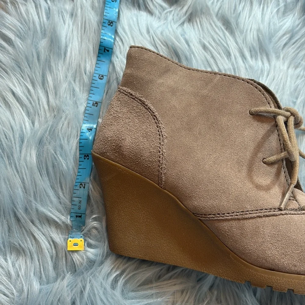 White Mountain Kahlua Wedge Booties sz 7